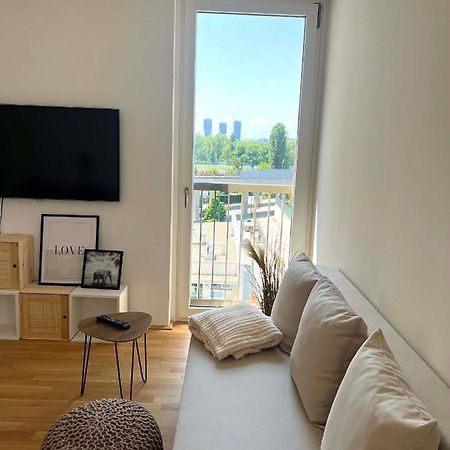 Donaublick Oasis: Stylische Wohnung Wien Exterior foto