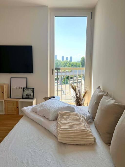 Donaublick Oasis: Stylische Wohnung Wien Exterior foto